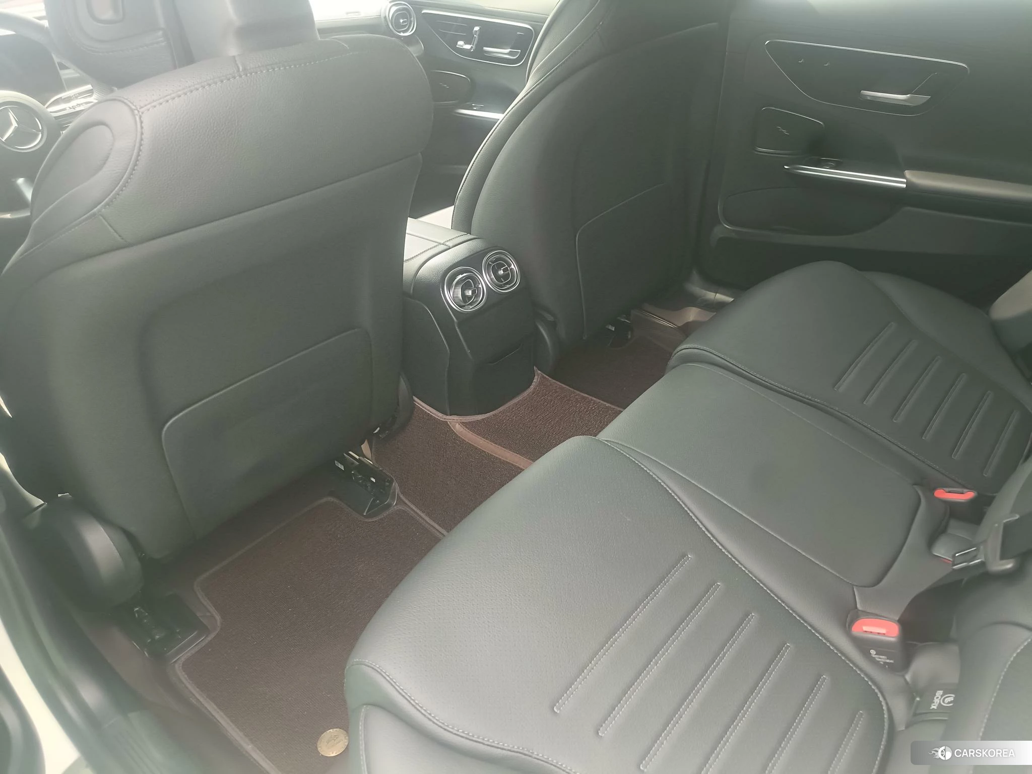 Mercedes-Benz C-class 2023 Белый из Китая, фото 6