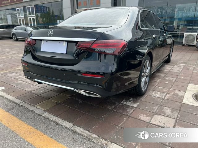 Mercedes-Benz E-Class 2022 Черный из Китая, фото 6