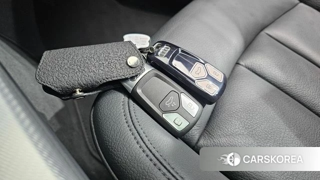 Audi A4 (B9) 2019 Белый из Кореи, фото 6