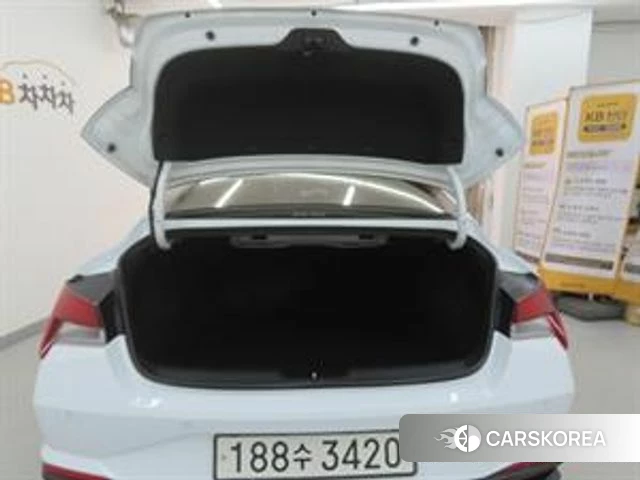 Hyundai Avante (CN7) 2021 Белый из Кореи, фото 6