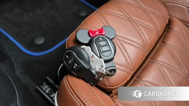 Mini Cooper S Convertible 2020 Небесно-голубой из Кореи, фото 6