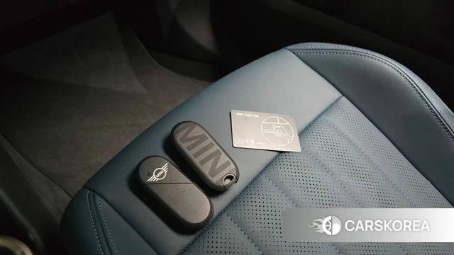 Mini Cooper S Countryman 3rd Generation 2024 Зеленый из Кореи, фото 6