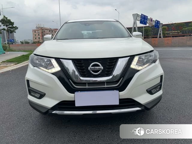 Nissan X-Trail 2021 Белый из Китая, фото 6