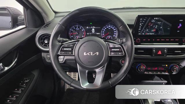 Kia The New K3 2nd generation 2023 Серый из Кореи, фото 6