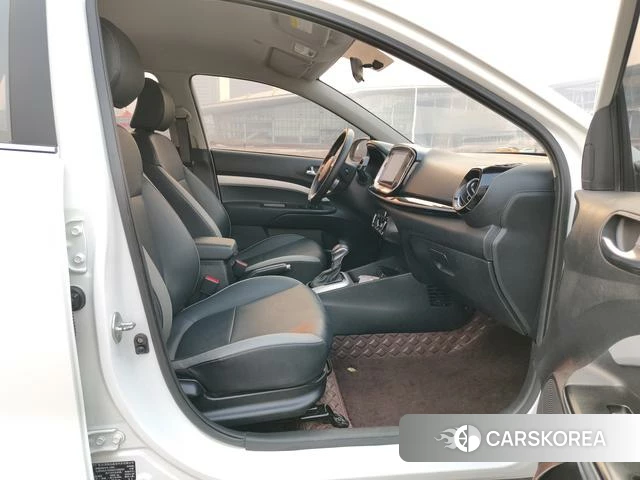 Kia KX1 2022 Белый из Китая, фото 6