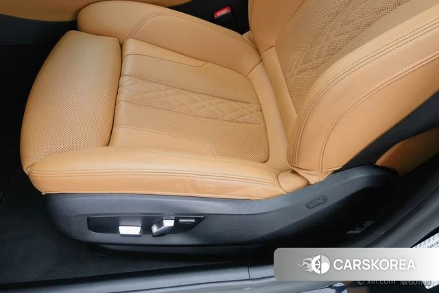 BMW 5 series 2024 Черный из Китая, фото 6