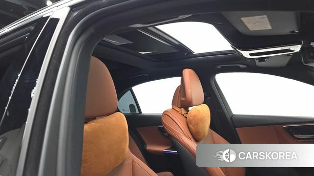 Mercedes-Benz C-Class W206 2025 Белый из Кореи, фото 6