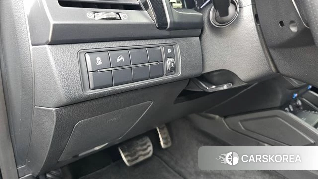 Ssangyong The New Rexton Sports Cannes 2021 Серый из Кореи, фото 6