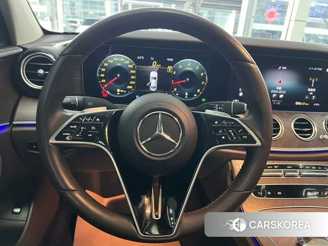 Mercedes-Benz E-Class 2023 Черный из Китая, фото 6