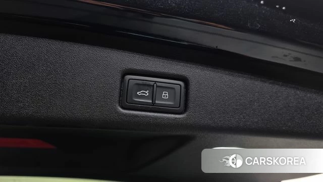 Audi Q5 (80A) 2025 Черный из Кореи, фото 6