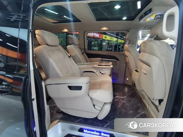Mercedes-Benz V-Class 2023 Черный из Китая, фото 6