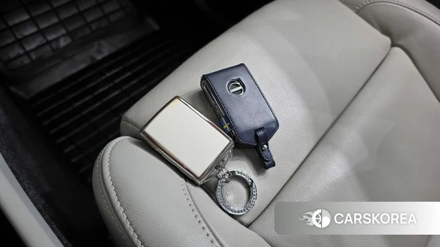 Volvo XC40 2022 Белый из Кореи, фото 6