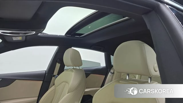 Audi A5 (F5) 2023 Белый из Кореи, фото 6