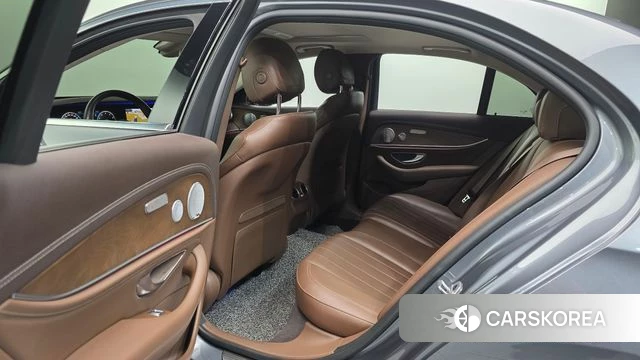 Mercedes-Benz E-Class W213 2020 Серый из Кореи, фото 6