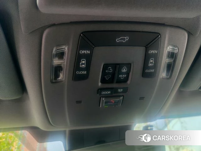 Toyota Granvia 2024 Темно-серый из Китая, фото 6