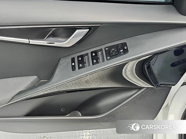 Kia Di All New Niro EV 2022 Белый из Кореи, фото 6
