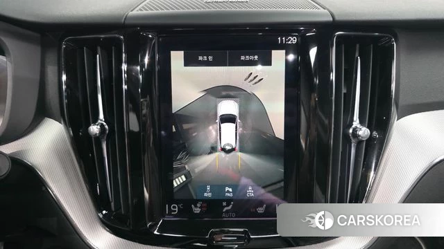 Volvo XC60 second Generation 2020 Белый из Кореи, фото 6