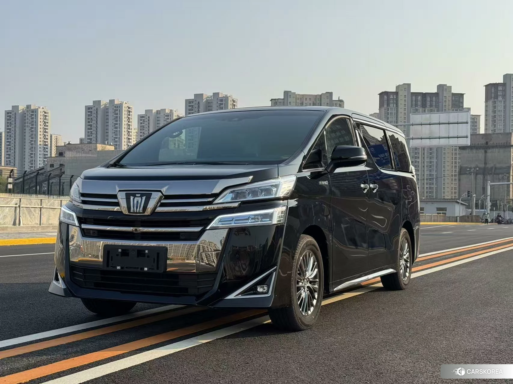 Toyota Vellfire 2021 Черный из Китая, фото 6