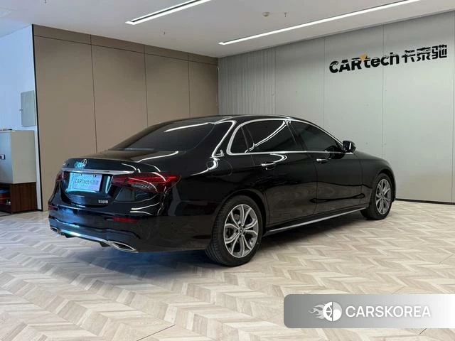 Mercedes-Benz E-Class 2021 Черный из Китая, фото 6