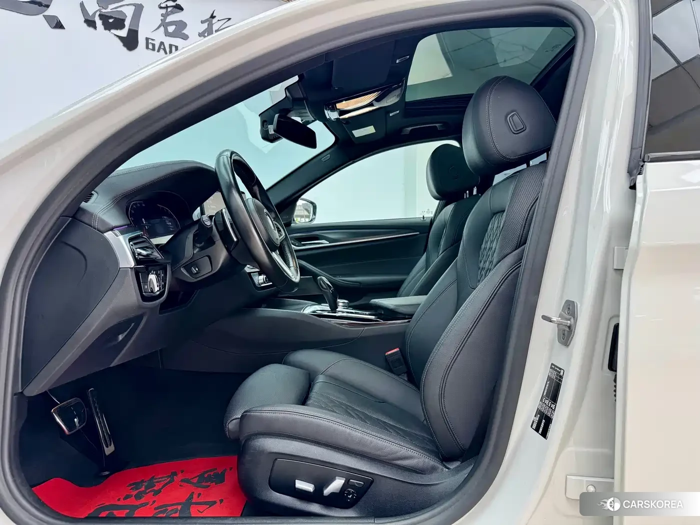 BMW 5 series 2021 Белый из Китая, фото 6