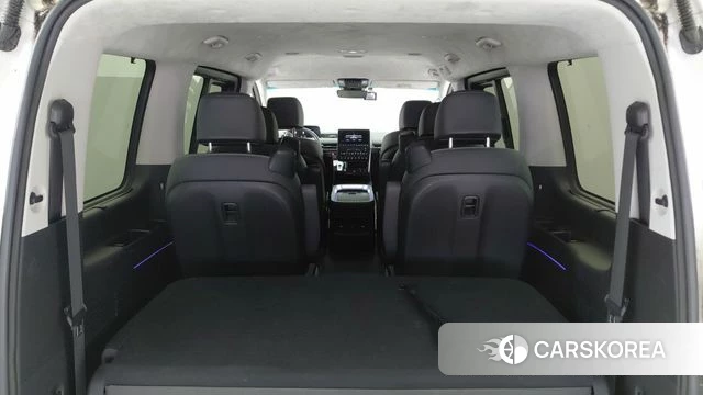 Hyundai Staria 2022 Белый из Кореи, фото 6