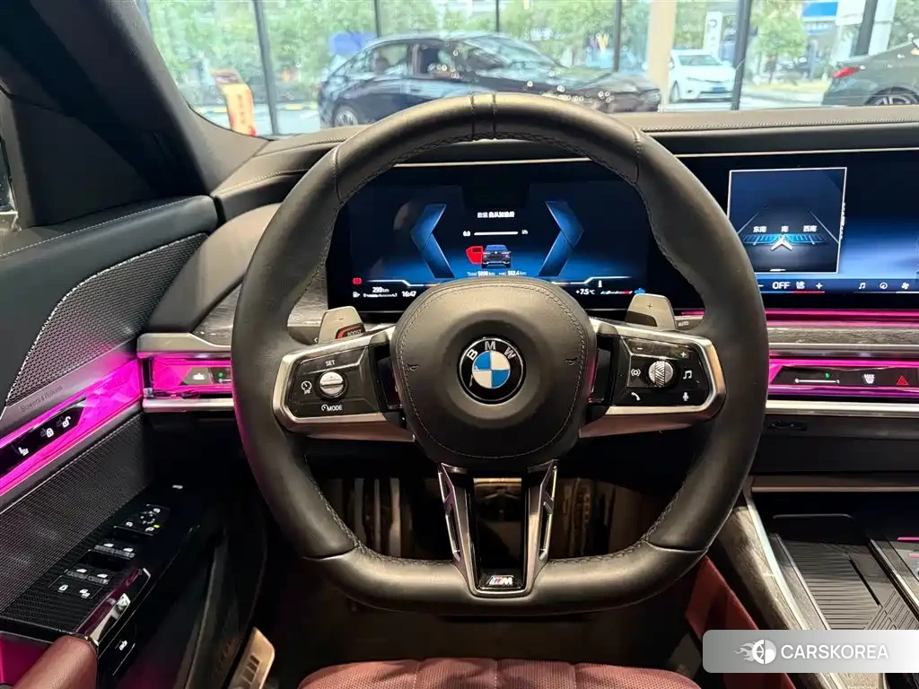 BMW 7 series 2025 Silver/gray из Китая, фото 6