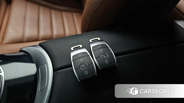 Mercedes-Benz GLC-Class X253 2022 Серый из Кореи, фото 6