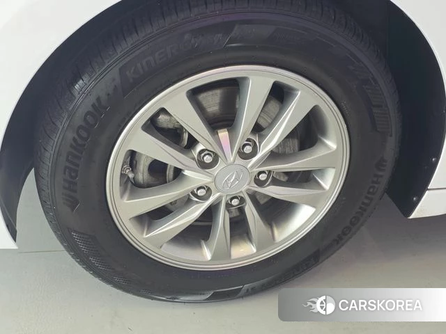 Hyundai The New Avante AD 2019 Белый из Кореи, фото 6