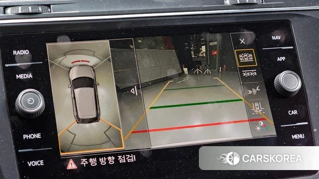 Volkswagen Tiguan Allspace 2020 Белый из Кореи, фото 6