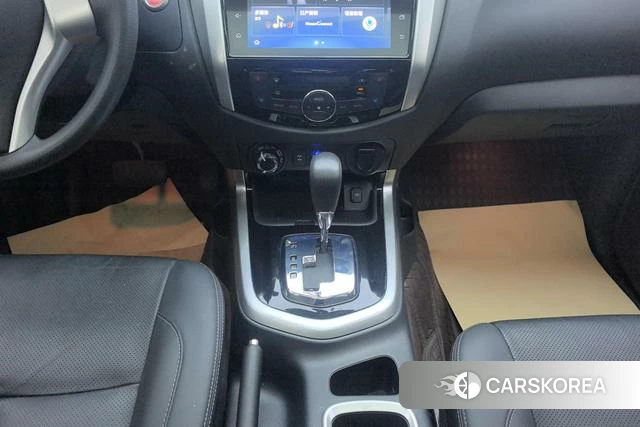 Nissan Terra 2021 Белый из Китая, фото 6