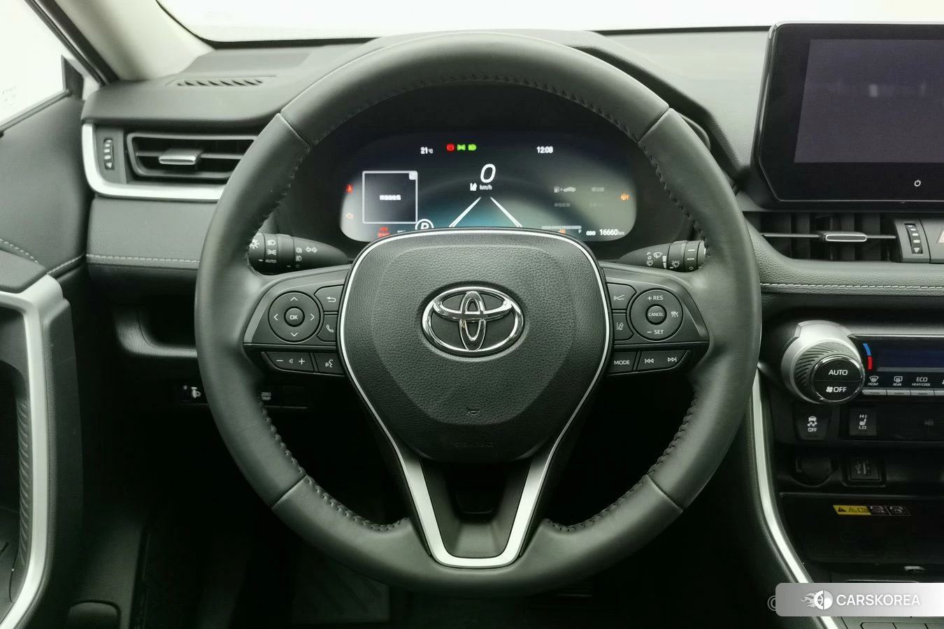 Toyota RAV4 2023 Белый из Китая, фото 6