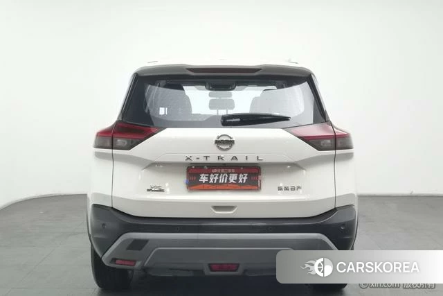 Nissan X-Trail 2022 Белый из Китая, фото 6