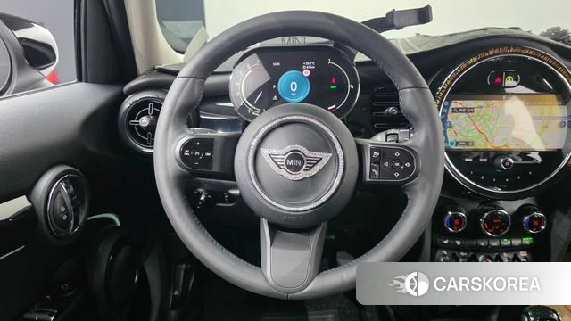 Mini Cooper 2023 Белый из Кореи, фото 6