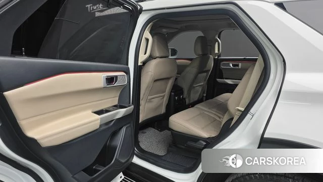 Ford Explorer 6th Generation 2021 Белый из Кореи, фото 6