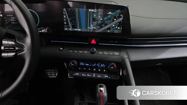 Hyundai The New Avante Hybrid (CN7) 2024 Серебристо-серый из Кореи, фото 6