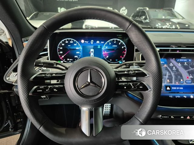 Mercedes-Benz E-Class W214 2026 Черный из Кореи, фото 6