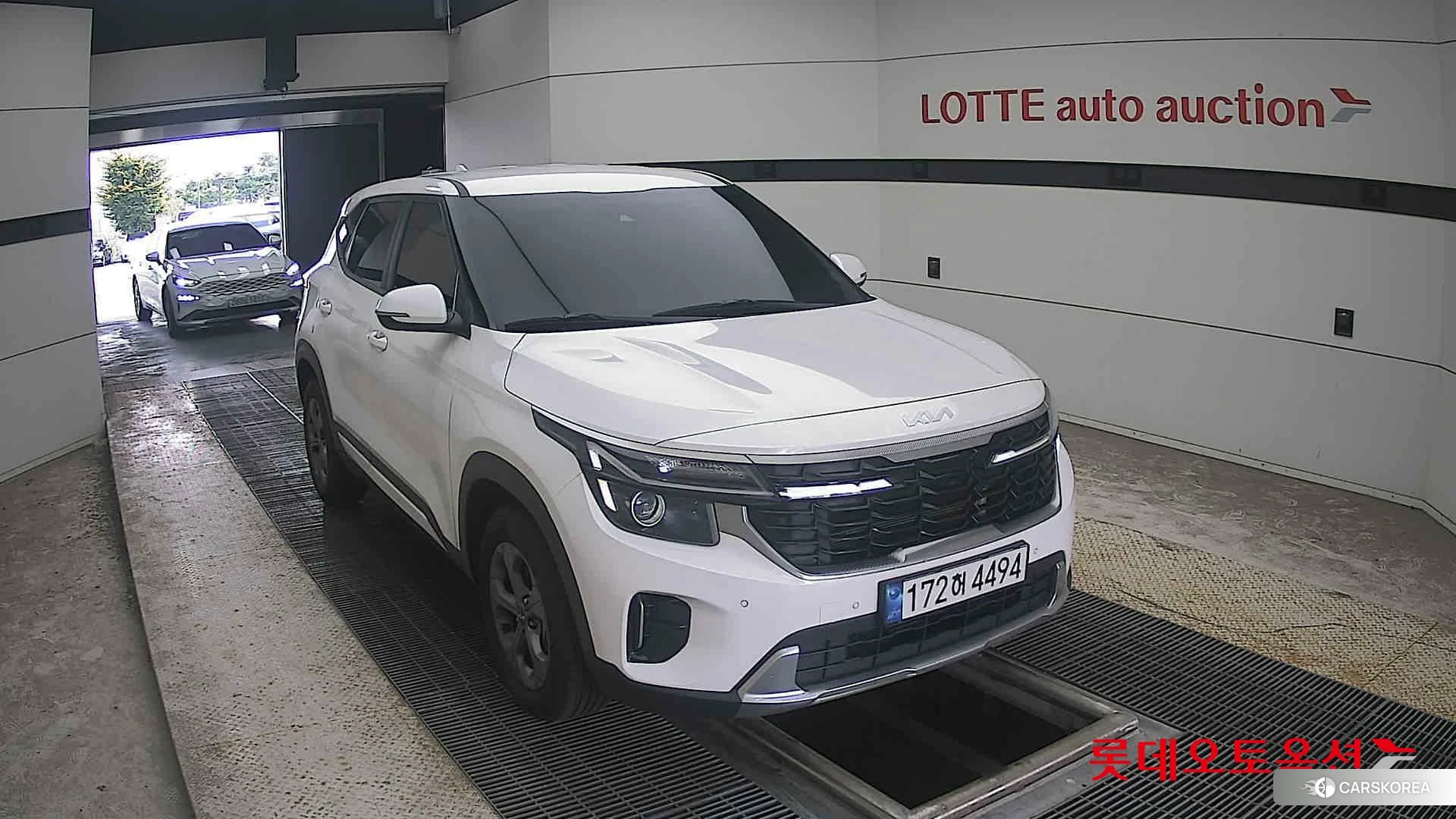 Kia Seltos 2023 Snow White Pearl (optional) из Кореи, фото 6