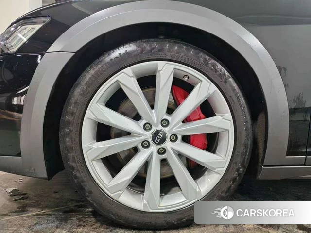 Audi A6 2023 Черный из Китая, фото 6