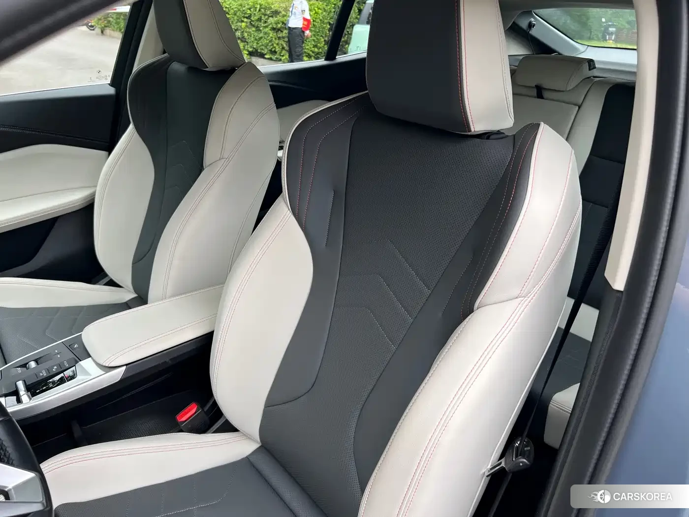 BMW X2 2025 Silver/gray из Китая, фото 6