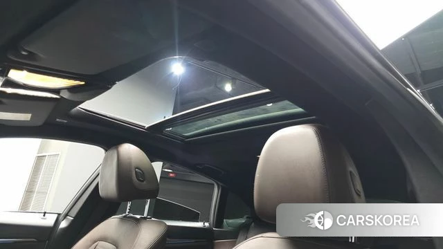 BMW i4 2023 Небесно-голубой из Кореи, фото 6