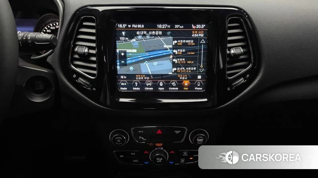 Jeep Compass 2nd Generation 2018 Белый из Кореи, фото 6