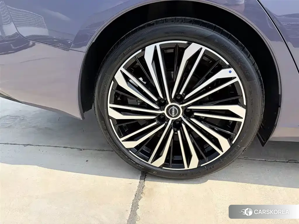 Nissan Altima 2025 Red/purple из Китая, фото 6