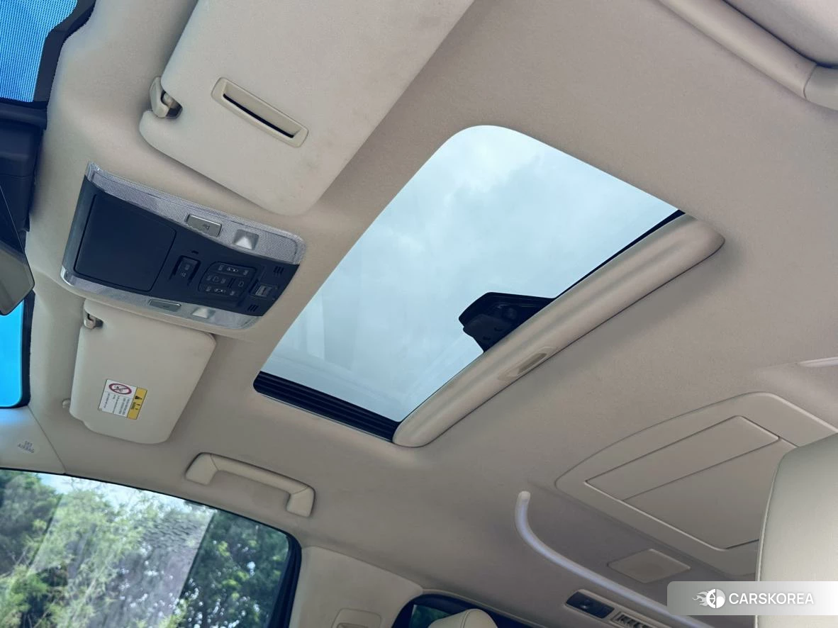 Toyota Alphard 2021 Черный из Китая, фото 6