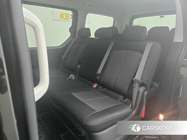 Hyundai Staria 2025 Черный из Кореи, фото 6