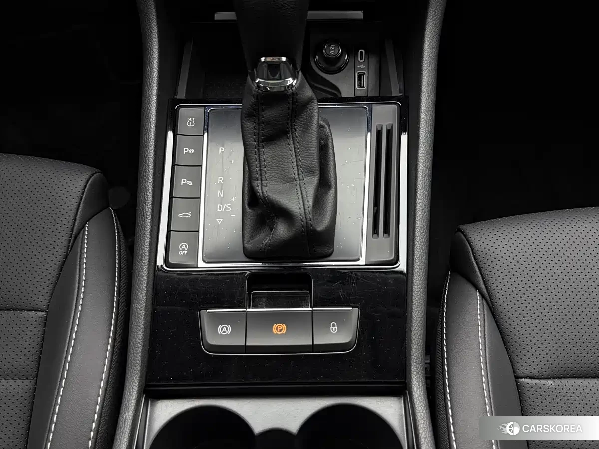 Skoda Superb 2023 Черный из Китая, фото 6