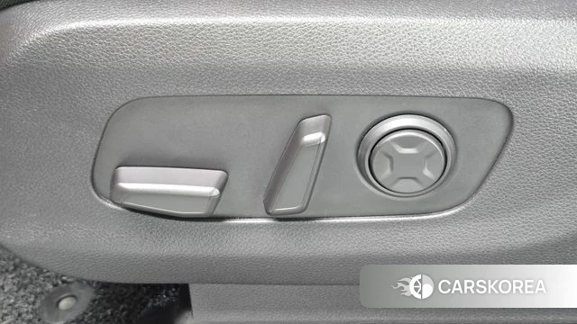 Kia Carnival 4th generation 2022 Белый из Кореи, фото 6