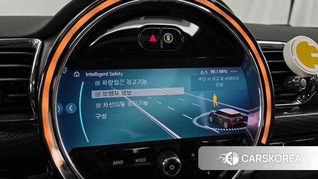 Mini Cooper Clubman 2022 Черный из Кореи, фото 6