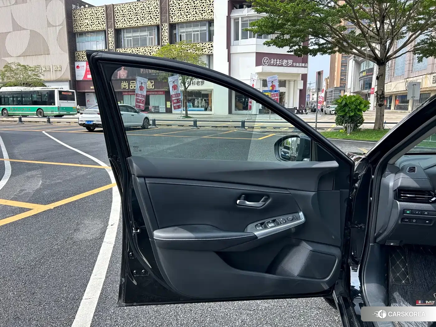 Nissan Sylphy 2024 Черный из Китая, фото 6