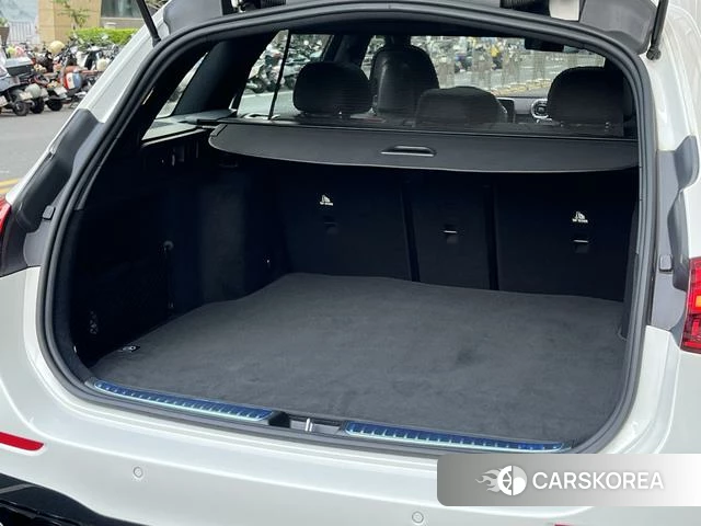 Mercedes-Benz AMG C-Class 2025 Белый из Китая, фото 6