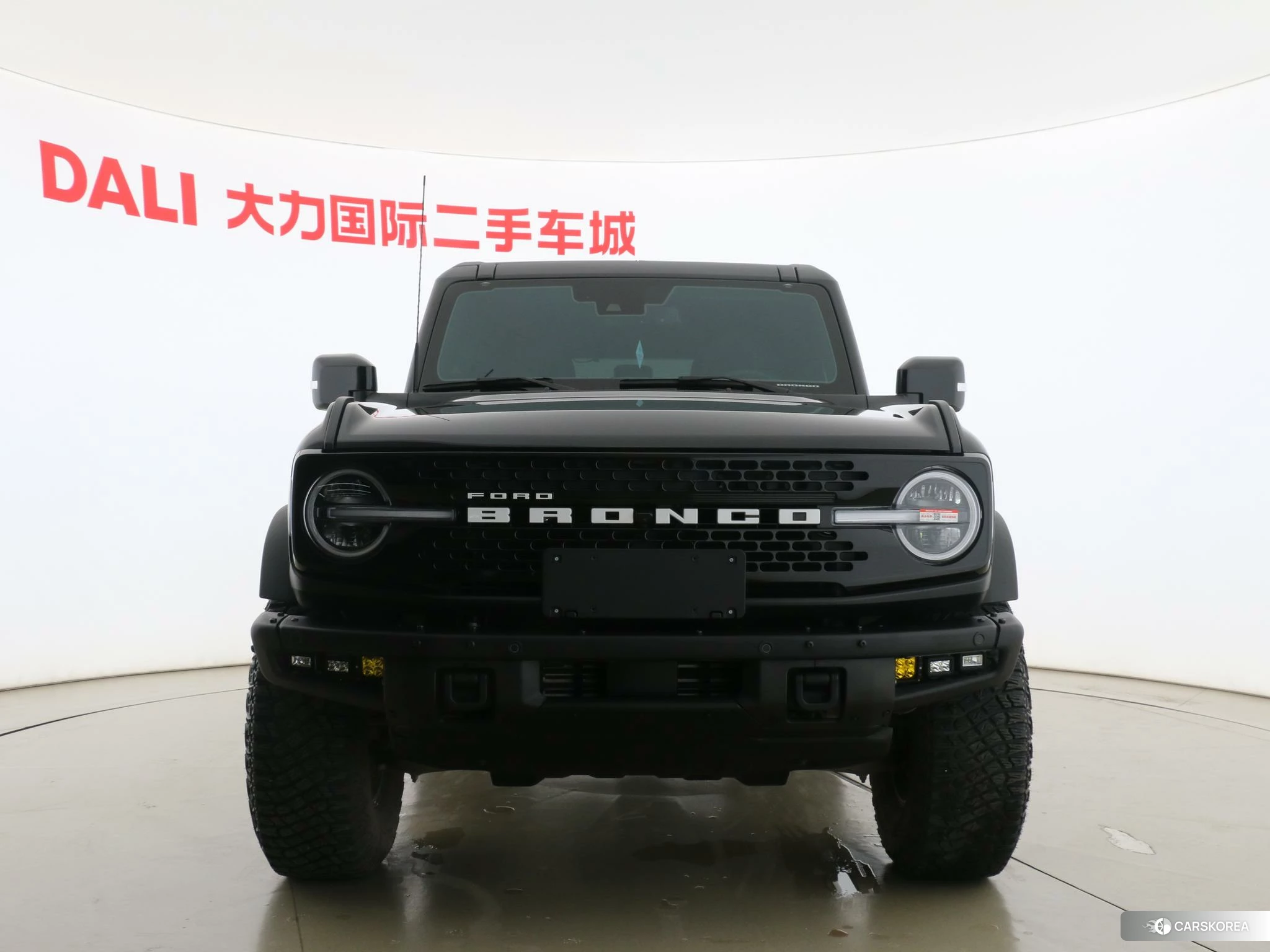 Ford Bronco 2024 Черный из Китая, фото 6